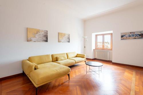 Rione XVI Ludovisi Apartment | AppleMoon2.0