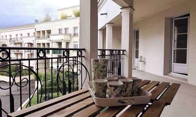 Serris Apartment | Appt 8 P, parkings, Disney direct, Vallée Village