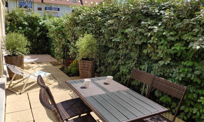 Cabourg Apartment | Appt De Charme close to the beach with terrace