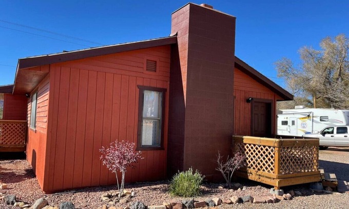 Kanab Apartment | APT 1 · APT 1 Crazy Horse RV Resort