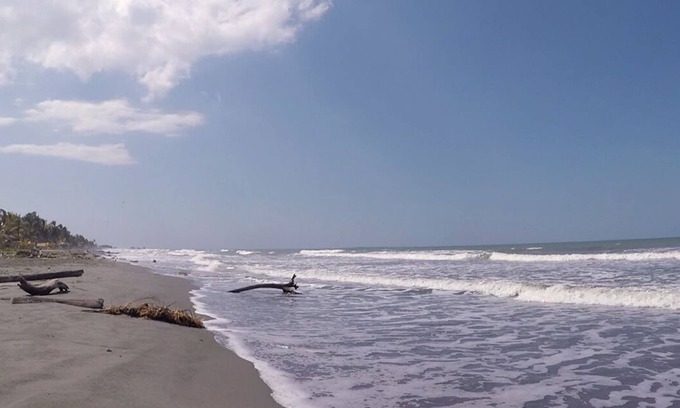 San Bernardo del Viento Condo | Apt 1st floor | beach and pool.