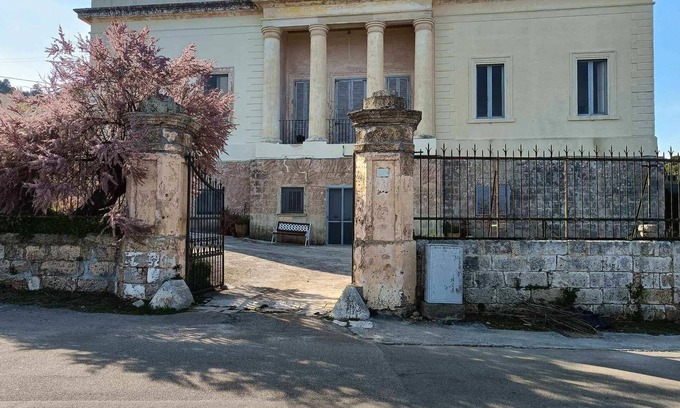 Porto Tricase House | Apt Maria - Villa Risolo by Love Sud