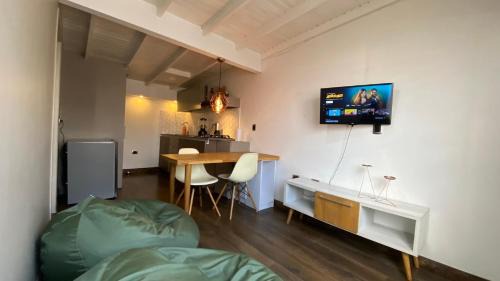 Robledo Apartment | Apto cerca a Hosp Pablo Tobon WiFi 500 Mbps