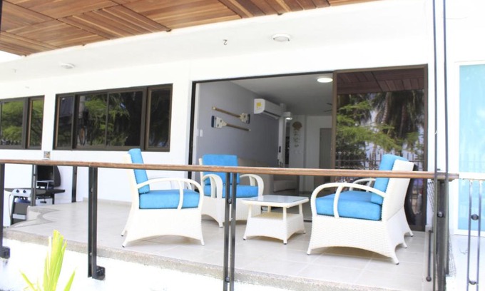 El Rodadero Apartment | Apto recién remodelado con salida a la playa