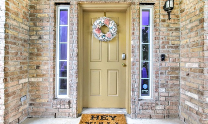 San Antonio House | Aqueous - A Birdy Vacation Rental