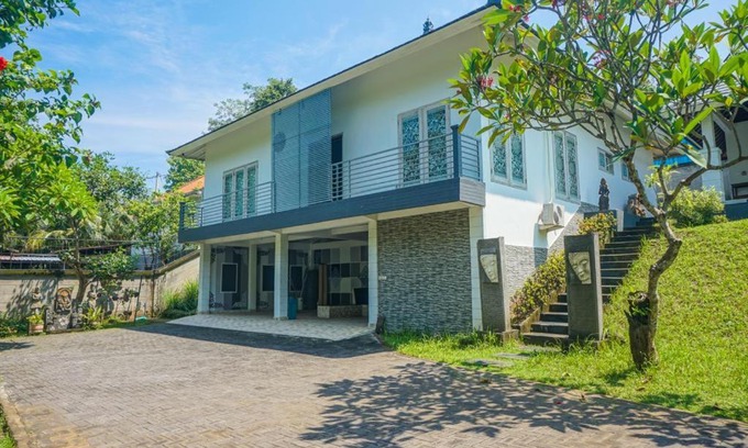 Kalibukbuk Villa | Araminth Private House