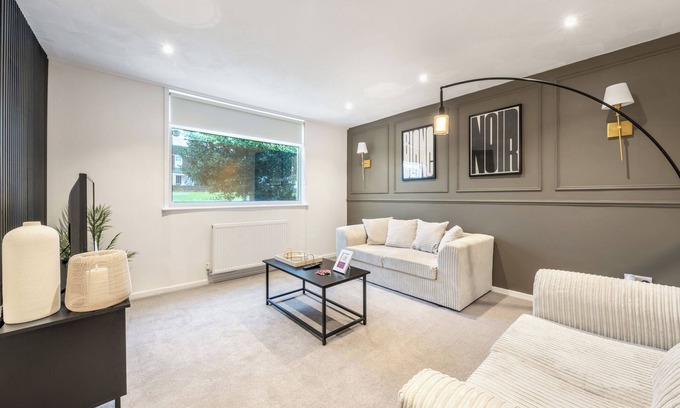 Northampton House | Arbour House - Northampton