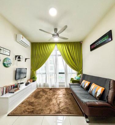 Taman Daya Apartment | ARC swimming pool Musliim homestay JB