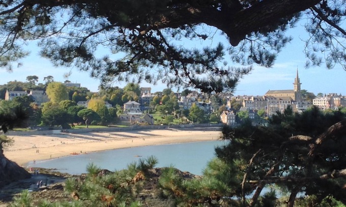 Dinard Villa | Architect house, very comfortable with lots of charm. 6 bedrooms