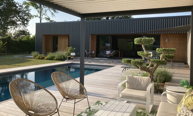 Tosse House | Architect's house with heated pool and spa 10 minutes from the Landes beaches.