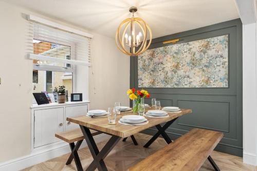 Tenby House | Archways Tenby