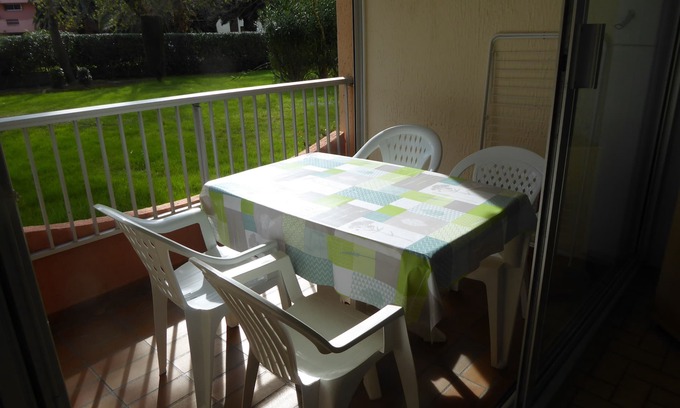 Argeles Plage Apartment | Argelès T2 + loggia parking 350 m from the beach