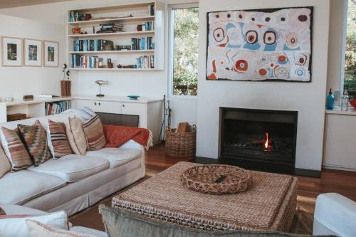 Mollymook Beach House | Argyll Mollymook Absolute Oceanfront