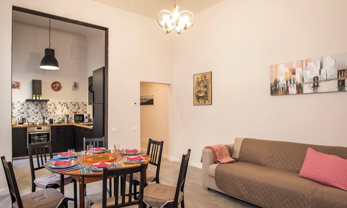 San Lorenzo Apartment | Ariento 18 - Three Bedroom Apartment, Sleeps 6