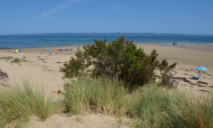 Somers House | Arlo Beach House - Somers