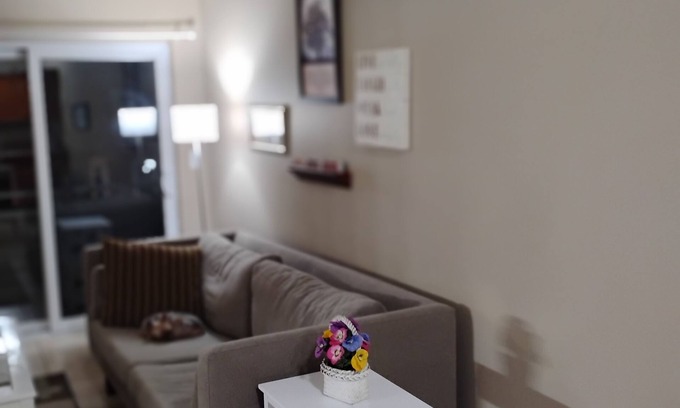 Allenton Apartment | Armada is only a block long however has much to offer from Achatz Pies to Blakes