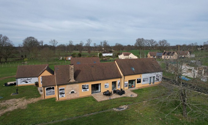 Monce-en-Belin Villa | Arnage - Corner - Lodge - Piscine - Rêve au Mans