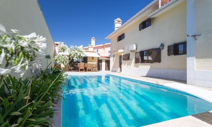 Belverde House | Aroeira Sunny Villa - Heated Pool extra cost