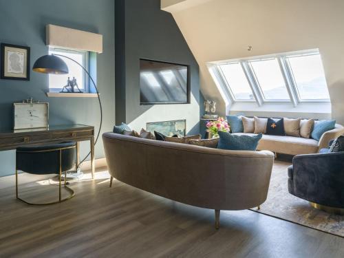 Isle of Arran House | Arran Shores Luxury Shorefront Penthouse Suite 11