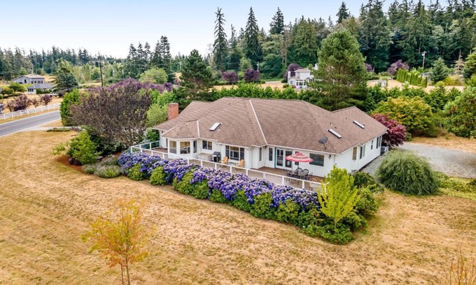 Camano Island House | Arrowhead Way