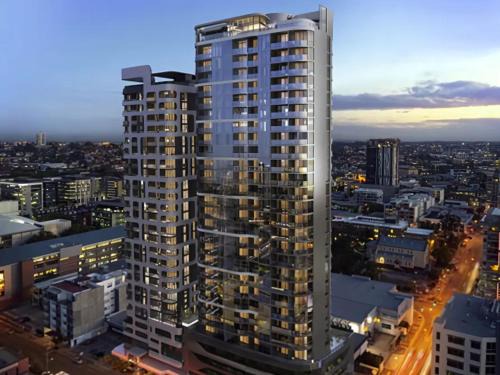 South Brisbane Apartment | Art House Apartments by CLLIX