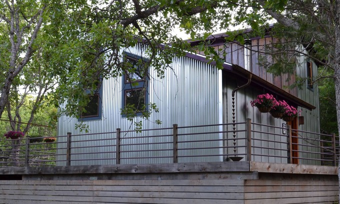 Ashland Cottage | ArtYCottage - custom furniture and art through out. Secluded and fabulous!