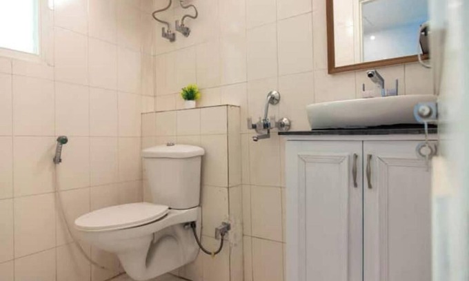 The Mall Road Apartment | Arvelia Akasa 4 Beds 2 apartments Da Alohas