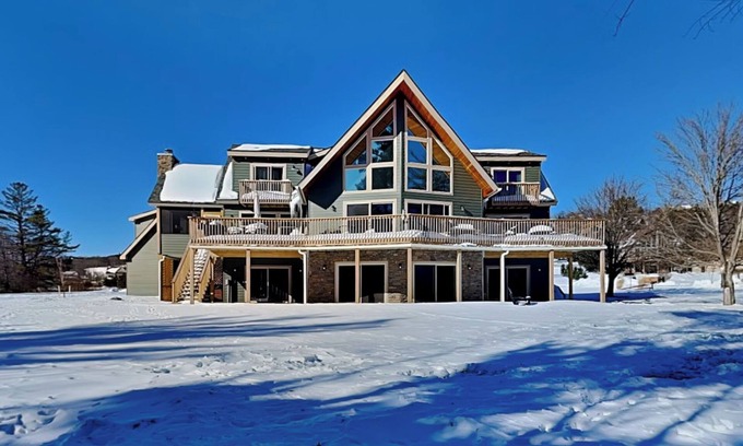 Paradise Point House | As You Lake It | New Build, Hot Tub, Pool Table