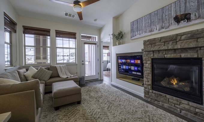 Innsbruck Val Moritz Condo | Aspen Meadows C-302, 2/2 - Sleeps 6