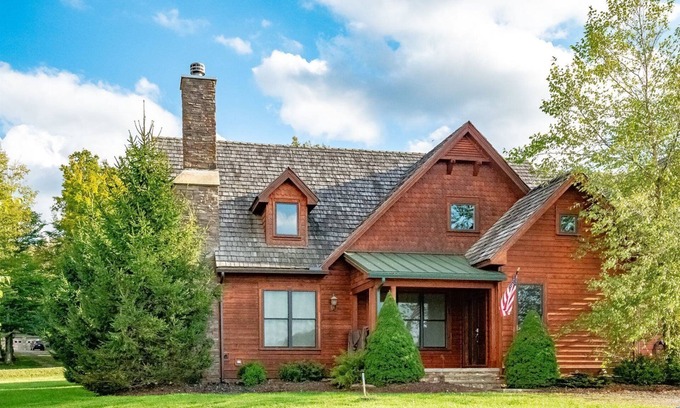 Timberline House | Aspen Village 33 - Penny LanennAspen Village 33 - Air Conditioning, Community Pool