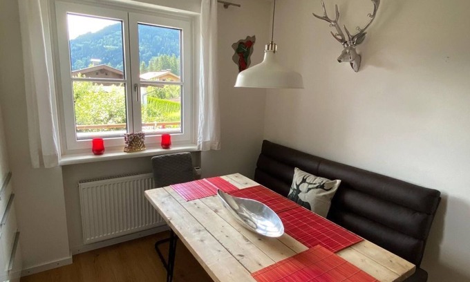 Saalfelden am Steinernen Meer Apartment | Apartment Weitblick - apartment/flat, shower and bathtub, 1 bedroom