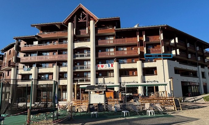 La Plagne-Tarentaise Apartment | At the foot of the slopes and shops, 30 m2 apartment, large south-facing terrace