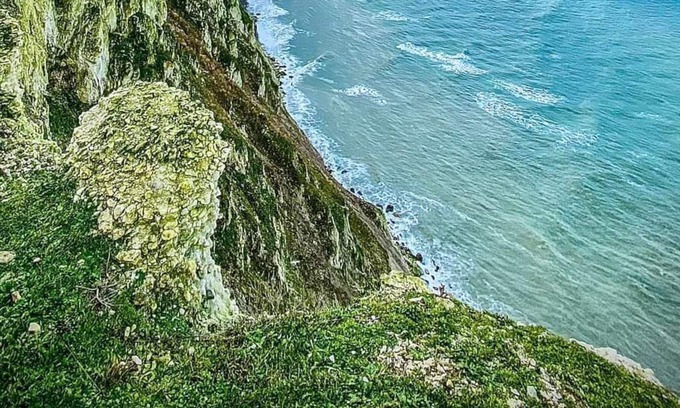 Ferques House | At the Pale Water Spa