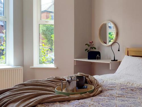 Bournemouth Apartment | Atelier Verde - A Comfortable Garden Apartment