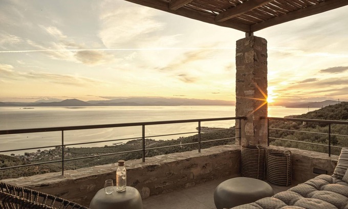 South Pelion Apartment | Athena Suite by Peliva Nature Suites