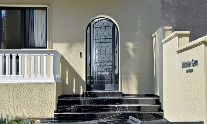 Kolonaki Bed & Breakfast | Athenian Gem