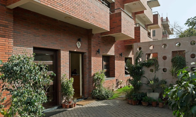 Sindhi Camp House | Atithi Guest House