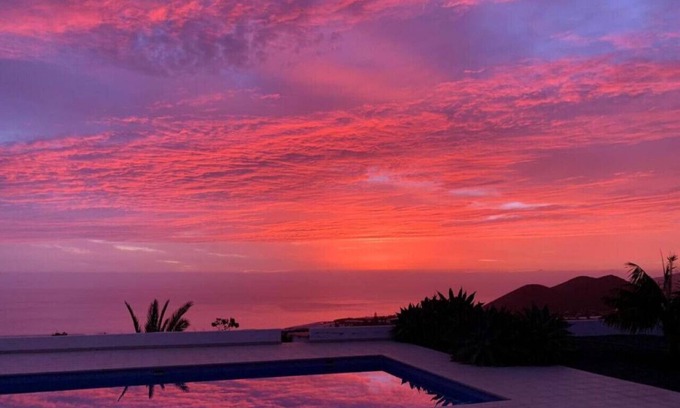 Los Llanos de Aridane Villa | Atlantic Sunset - adults only