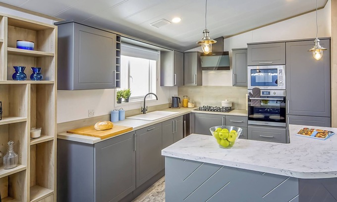 Holton Le Clay Ski Chalet | Atlas Lilac Lodge VIP
