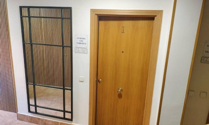 Alcala de Henares Apartment | ATRIUM ALCALA CENTER STUDIO B2 (1 double bed 1 puff bed)