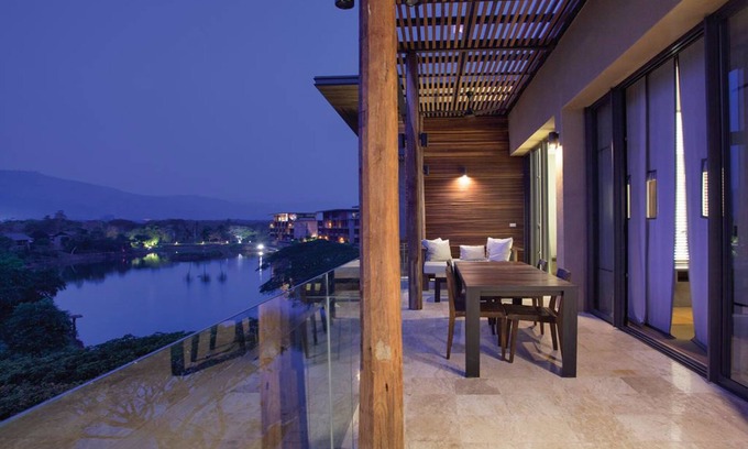 Mu Si Hotel | Atta Lakeside Resort Suite