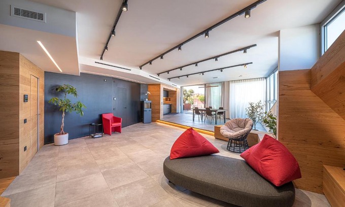 Vicenza Apartment | [Attico di Design] a 5 min da Centro e Fiera