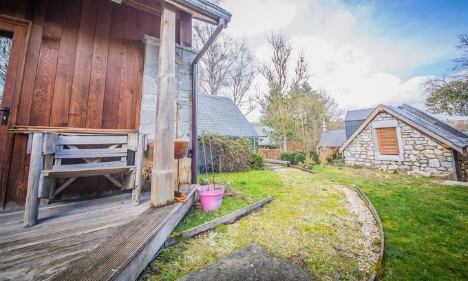 Somme-Leuze Ski Chalet | Attractive holiday home in Somme-Leuze with barbecue