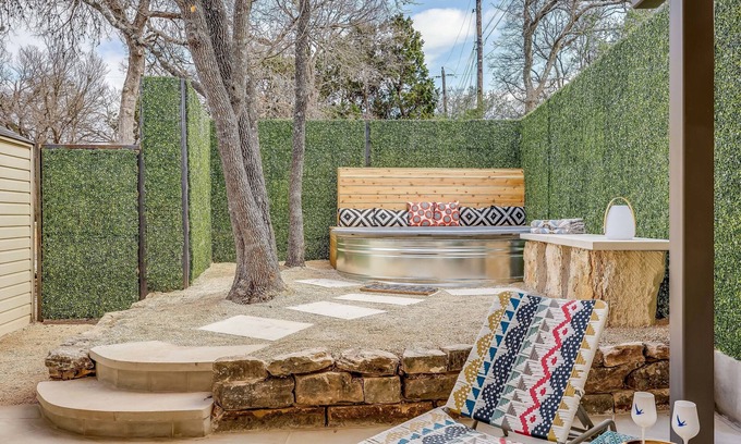 Sunset Valley House | ATX Urban Oasis - peaceful oasis in the heart of Austin!