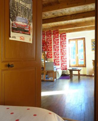 Prads-Haute-Bleone Bed & Breakfast | Au Bout De La Route