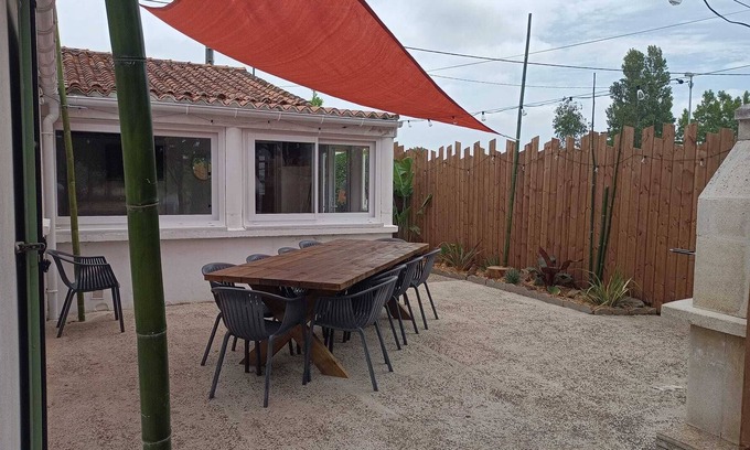 LʼAiguillon-sur-Mer House | Au Calme Maison de Pêcheur au Bord de L'océan à Proximité des Plages et Sentiers