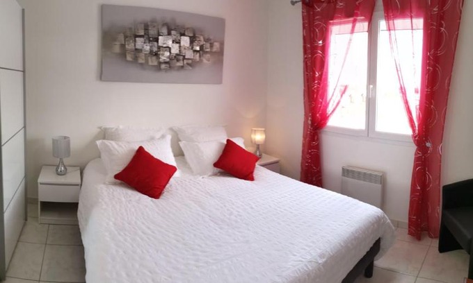 Morangis House | Au Clos des Bulles Champenoises