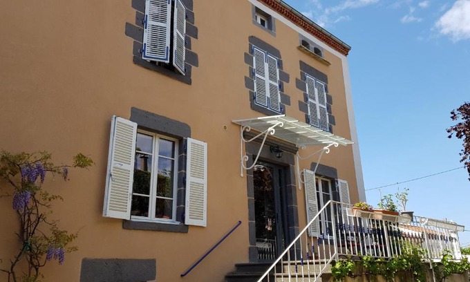 Mareugheol House | Au Coq Bleu