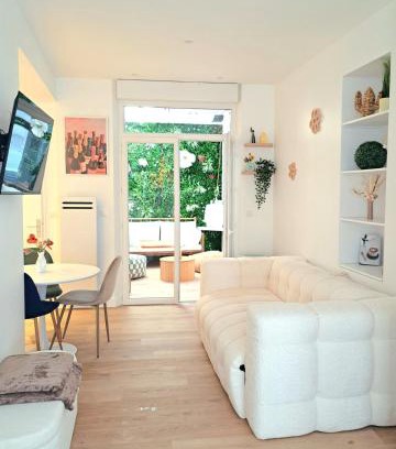 Centre Erlon Apartment | Au Détour des Sacres -Hypercentre-Boulingrin