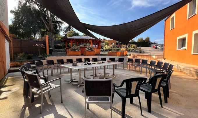 Vivoin Hotel | Au Petit Vivoin